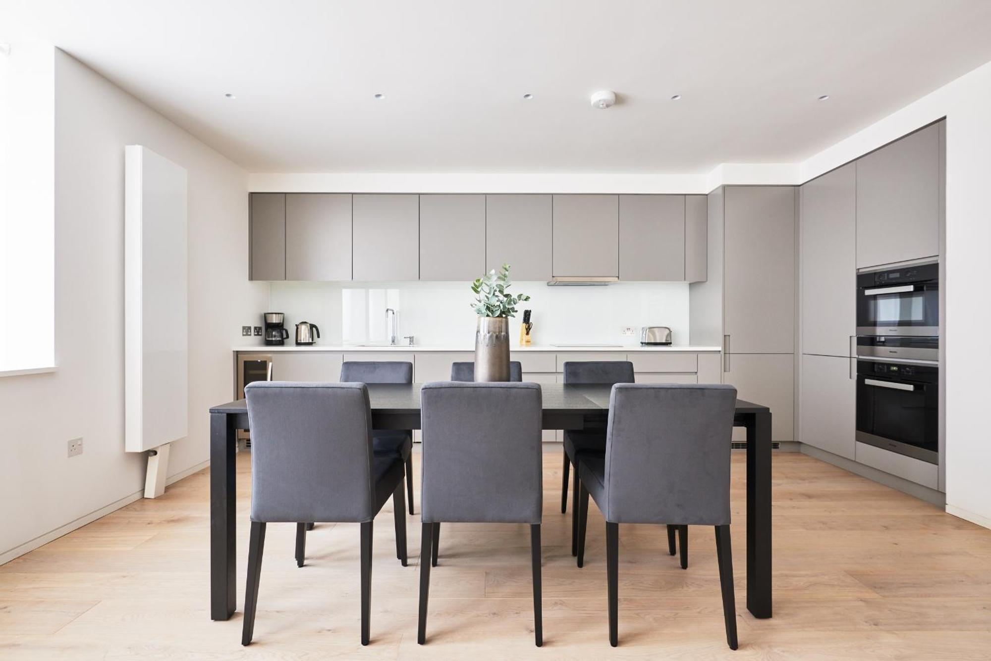 Sonder Oxford Circus Aparthotel ลอนดอน ภายนอก รูปภาพ
